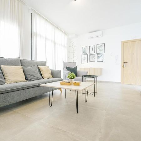 Moott Homes Suites Casa De Los Leones Apto 1 Almeria Bagian luar foto